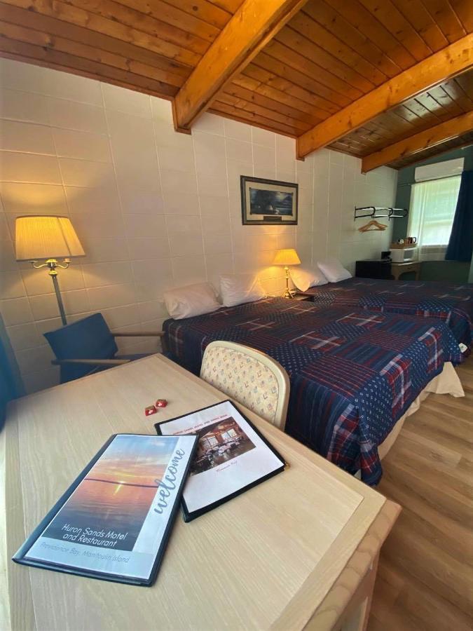 Providence Bay Huron Sands Motel And Restaurant מראה חיצוני תמונה
